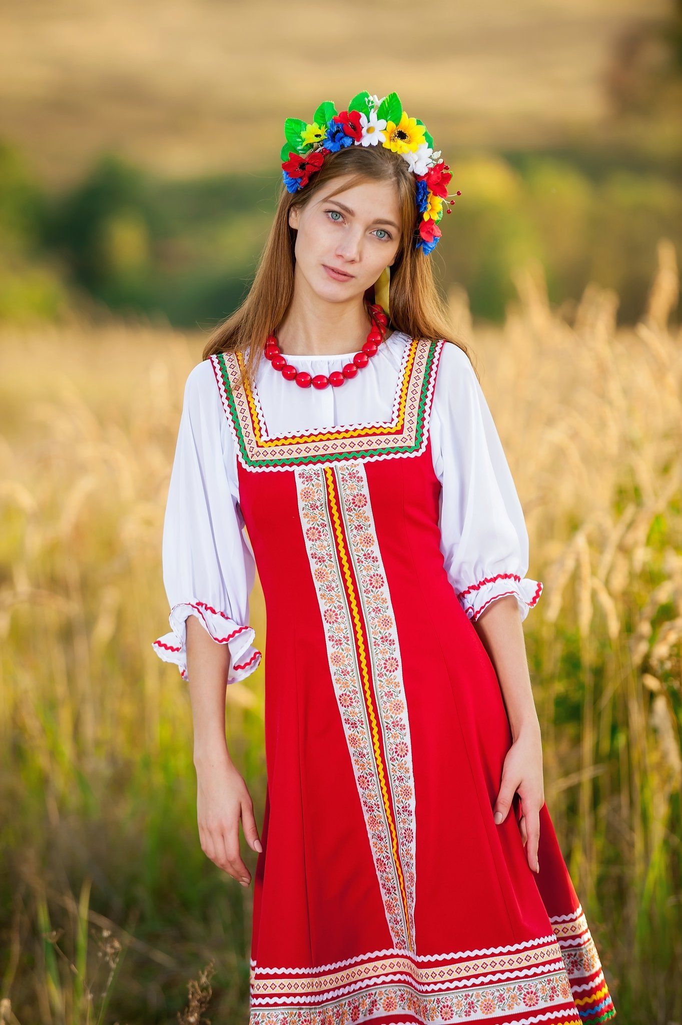 Women in Slavic costumes in Xinbei
