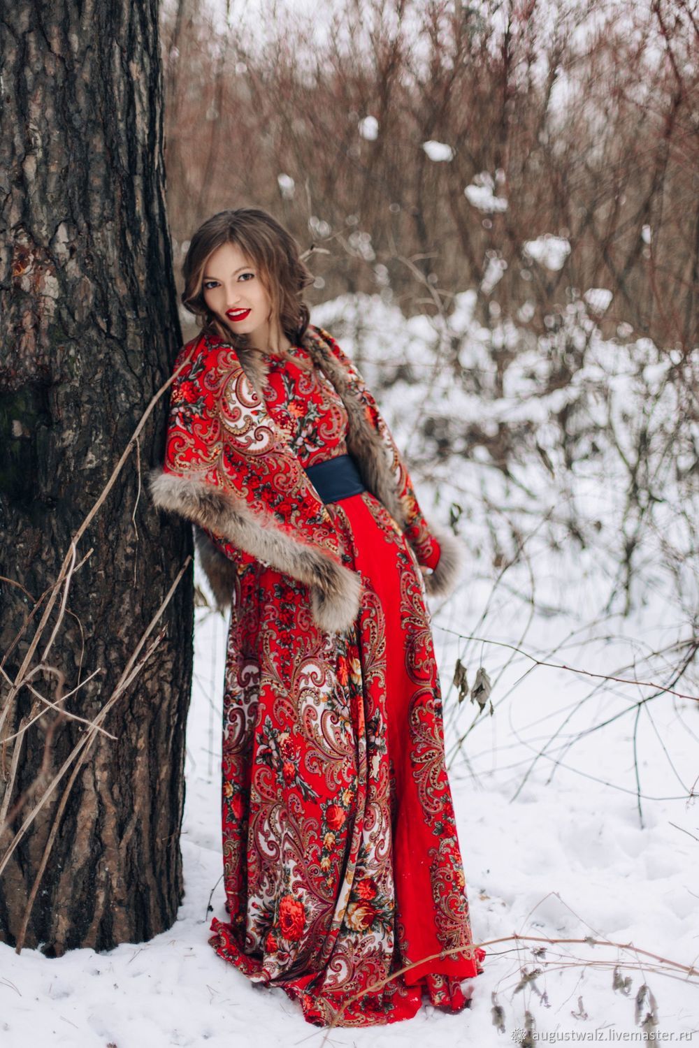 Photo Girls in Slavic costumes in Xinbei