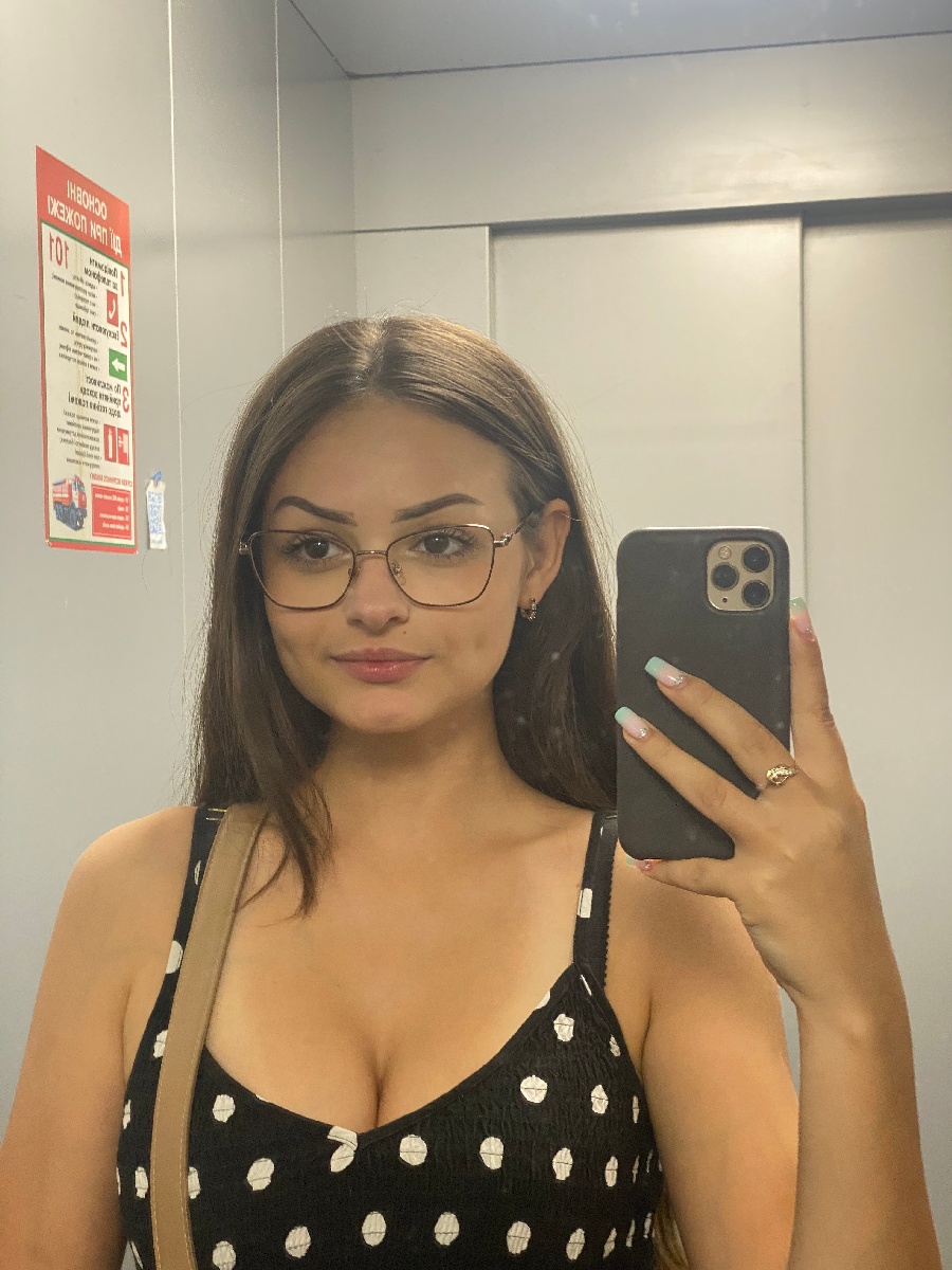 Sexy model Stacy in Xinbei